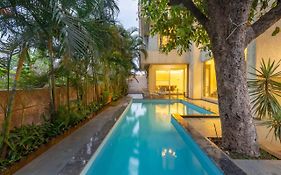 Stayvista'S Verde Villa With Private Pool, Games Room & Terrace